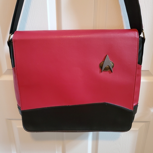 Star Trek Red and Black Laptop Messenger Bag - Picture 1 of 1